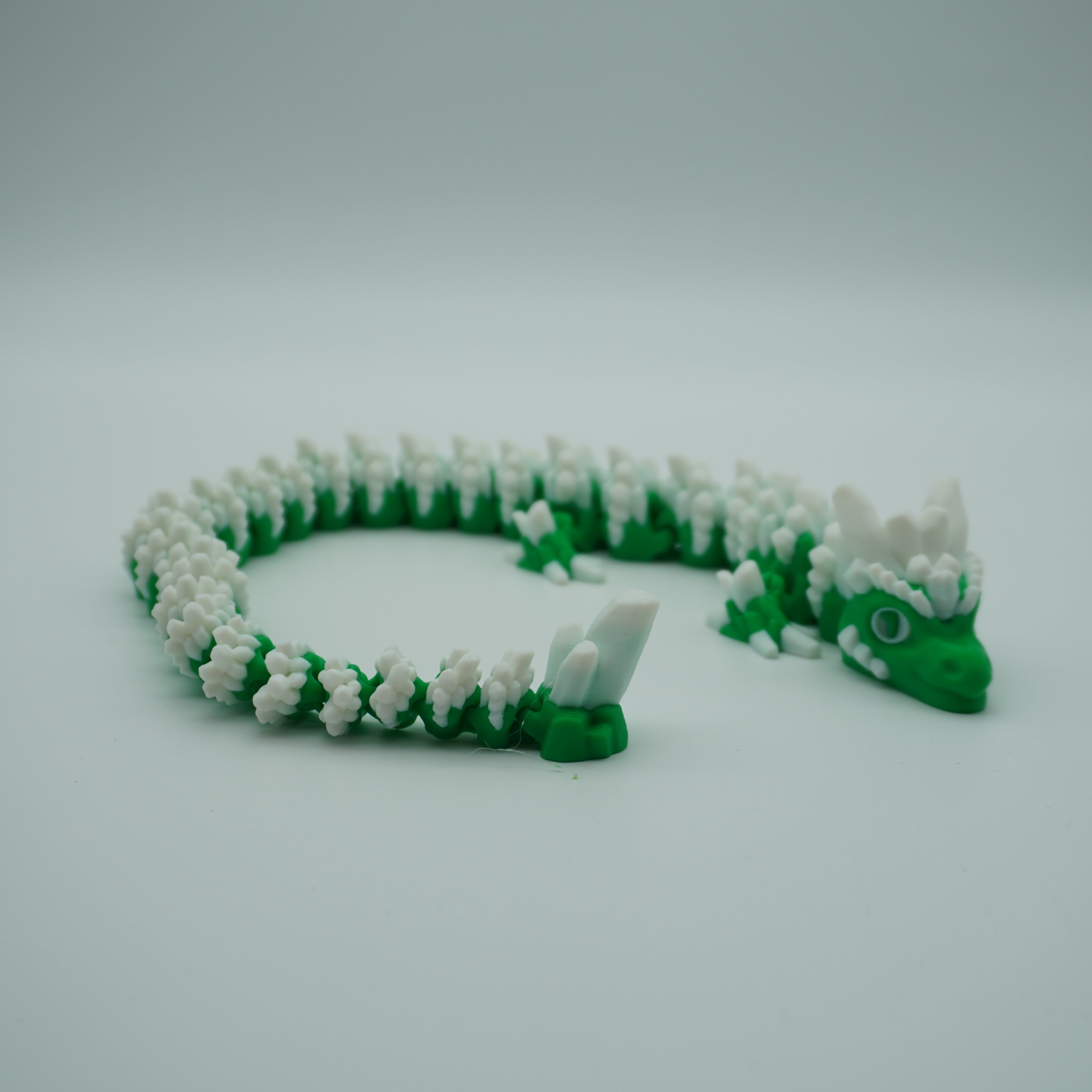 Green Articulated Dragon Large - 130g, 60cm